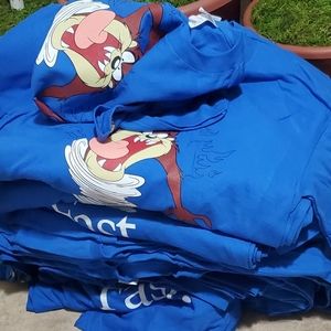 x3 Tasmanian Devil and Pepe le Pew Fast Easy shirt Taz Six Flags Looney Tunes